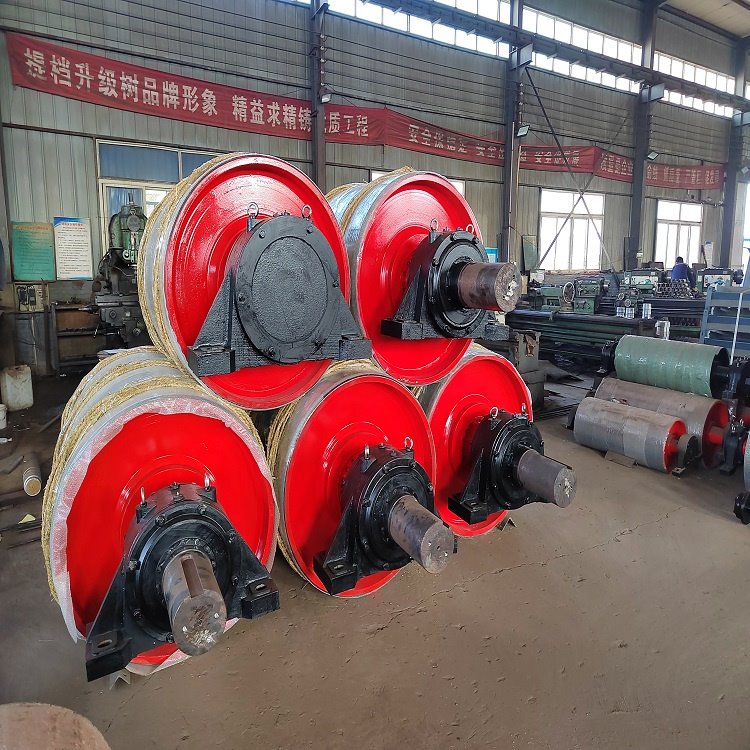 Troughing Roller